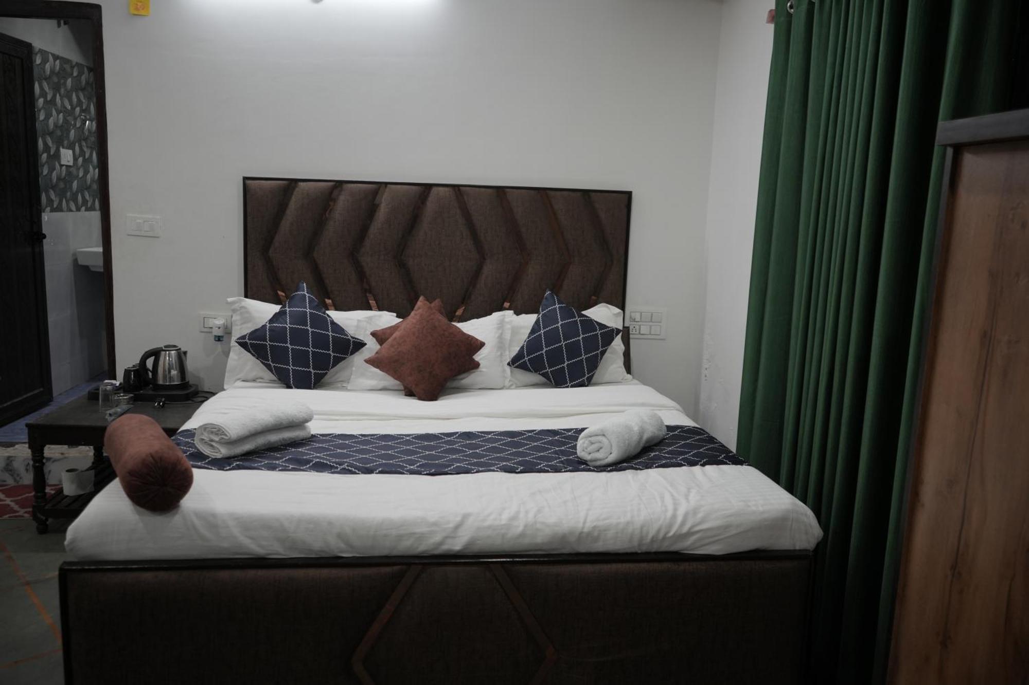 Panambi Tapovan Resort Rishīkesh Exteriör bild